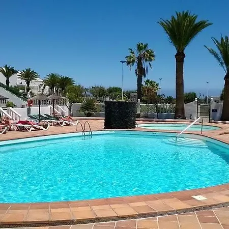 Hébergement de vacances Casa Anna. Pool And Next To The