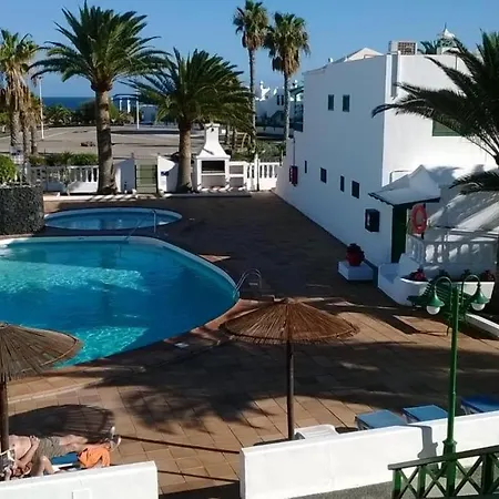 Hébergement de vacances Casa Anna. Pool And Next To The Puerto del Carmen (Lanzarote)