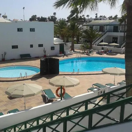 Hébergement de vacances Casa Anna. Pool And Next To The *